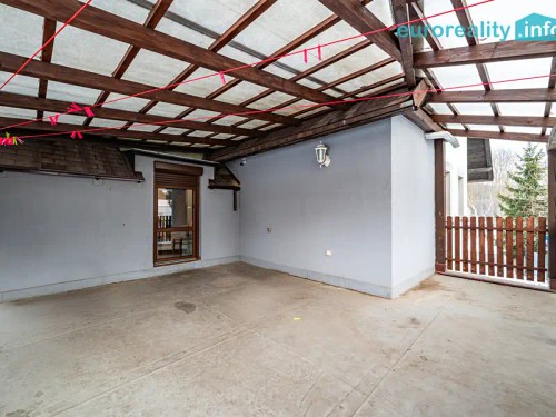 Prodej domu 229 m², pozemek 588 m²