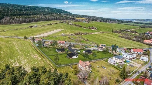 Prodej stavebního pozemku 1553 m²