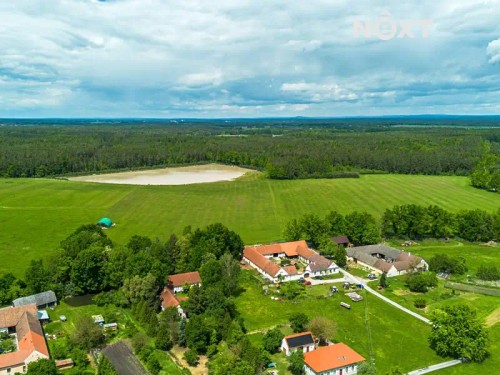 Prodej stavebního pozemku 2949 m²