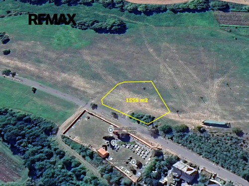 Prodej stavebního pozemku 1556 m²