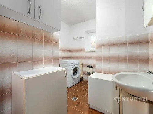 Prodej domu 184 m², pozemek 1368 m²