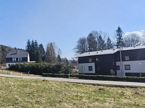 Prodej domu 1047 m², pozemek 12508 m²