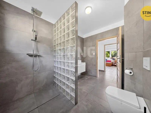 Prodej domu 250 m², pozemek 2098 m²