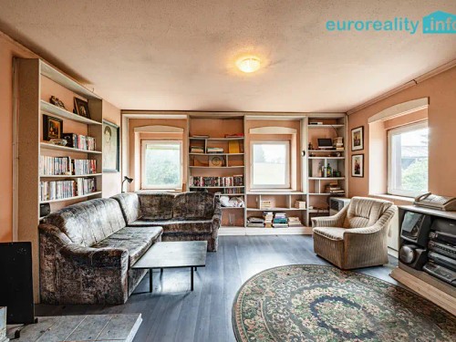 Prodej domu 178 m², pozemek 25612 m²