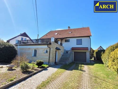 Prodej domu 280 m², pozemek 876 m²