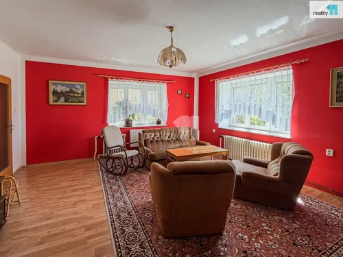 Prodej domu 200 m², pozemek 6424 m²