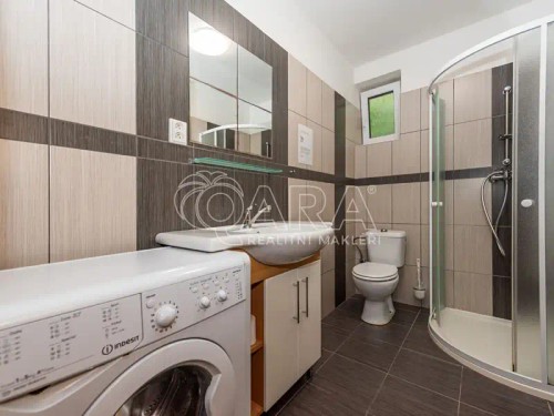 Prodej chalupy 216 m², pozemek 987 m²