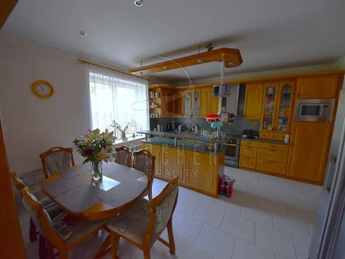 Prodej domu 247 m², pozemek 1230 m²