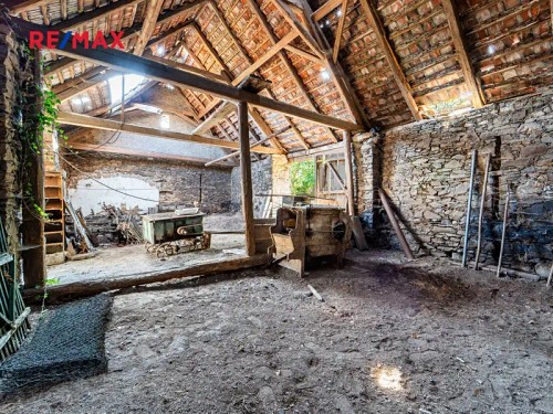 Prodej domu 415 m², pozemek 2446 m²