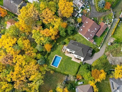 Prodej stavebního pozemku 2016 m²