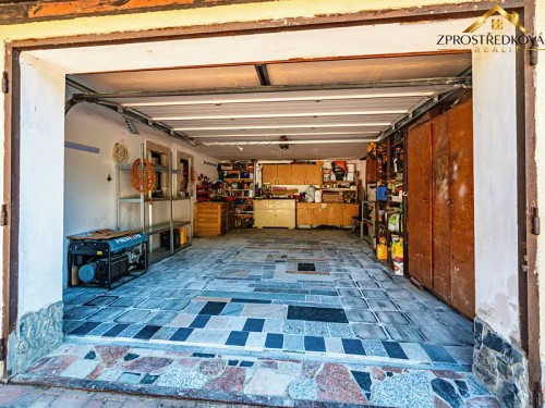 Prodej domu 258 m², pozemek 2807 m²