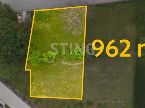 Prodej stavebního pozemku 962 m²