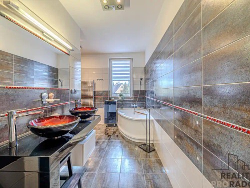 Prodej domu 342 m², pozemek 467 m²