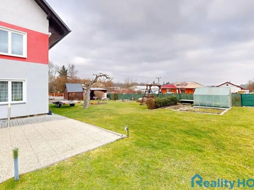 Prodej domu 360 m², pozemek 2030 m²