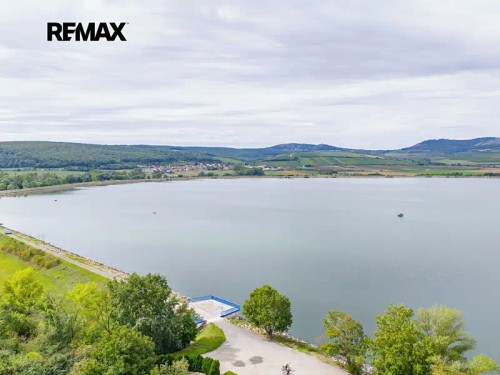 Prodej stavebního pozemku 6037 m²