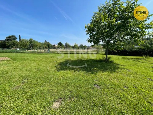 Prodej stavebního pozemku 2232 m²