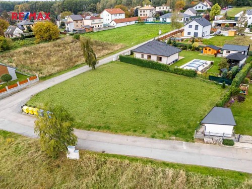 Prodej stavebního pozemku 1212 m²