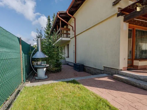 Prodej domu 331 m², pozemek 1512 m²