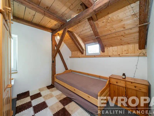 Prodej domu 300 m², pozemek 1050 m²