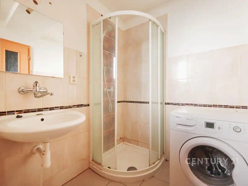 Prodej domu 240 m², pozemek 831 m²