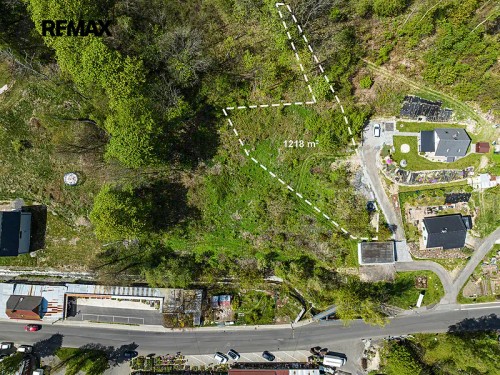 Prodej stavebního pozemku 1218 m²