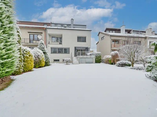 Prodej domu 378 m², pozemek 498 m²