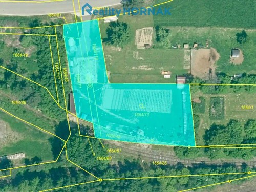 Prodej stavebního pozemku 1733 m²
