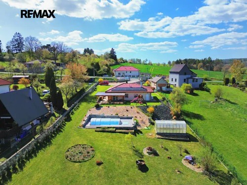 Prodej stavebního pozemku 3066 m²
