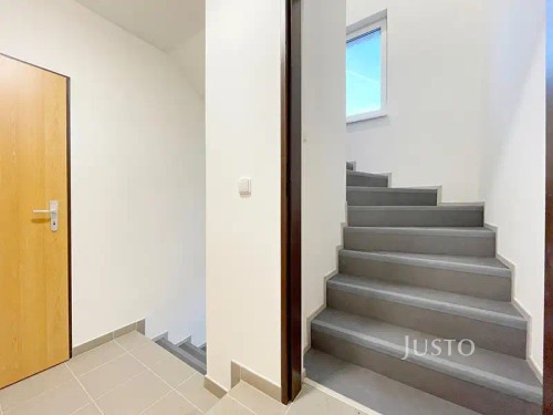 Prodej domu 207 m², pozemek 331 m²