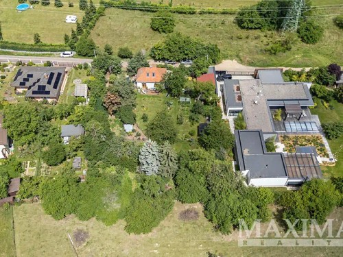 Prodej stavebního pozemku 890 m²