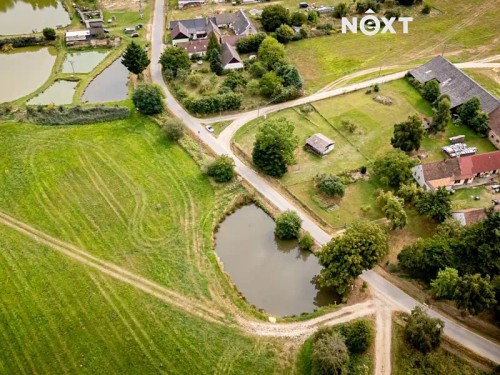 Prodej stavebního pozemku 1694 m²