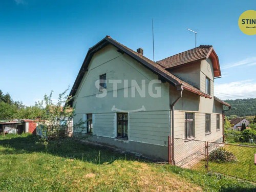 Prodej domu 200 m², pozemek 2863 m²