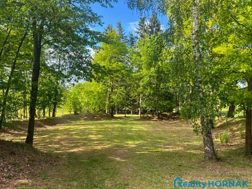 Prodej stavebního pozemku 3304 m²