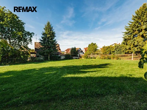 Prodej stavebního pozemku 667 m²