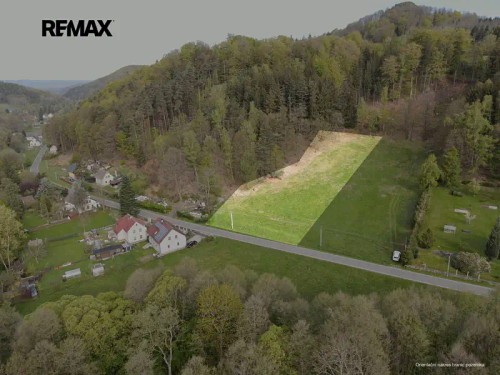 Prodej stavebního pozemku 3700 m²