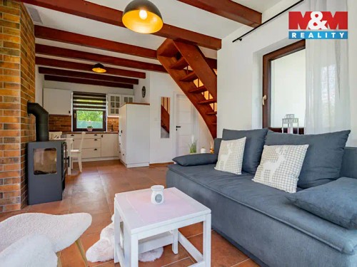 Prodej chaty 50 m², pozemek 809 m²