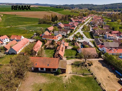 Prodej domu 372 m², pozemek 5995 m²