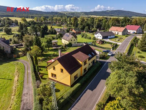 Prodej domu 361 m², pozemek 1335 m²