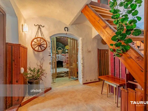 Prodej chalupy 275 m², pozemek 2210 m²