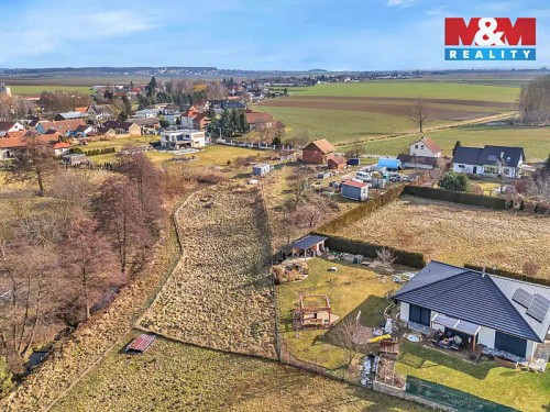 Prodej stavebního pozemku 2355 m²