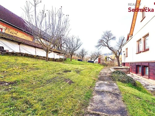Prodej domu 318 m², pozemek 1300 m²