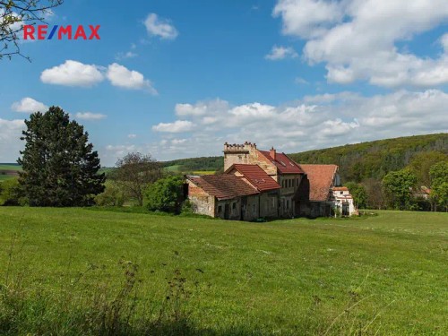 Prodej zemědělské usedlosti 350 m², pozemek 11288 m²