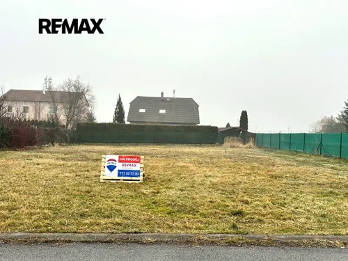 Prodej stavebního pozemku 820 m²
