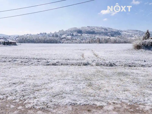 Prodej stavebního pozemku 1200 m²