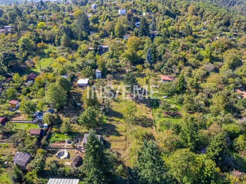 Prodej stavebního pozemku 1653 m²