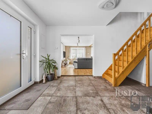 Prodej domu 205 m², pozemek 1469 m²