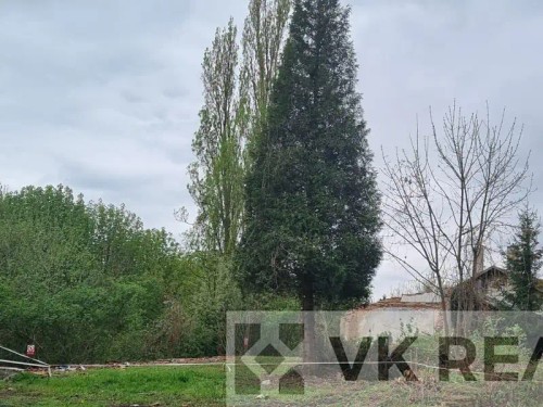 Prodej stavebního pozemku 1223 m²