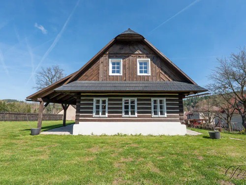 Prodej chalupy 158 m², pozemek 972 m²