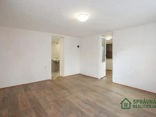 Prodej chaty 45 m², pozemek 48 m²