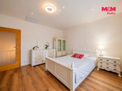 Prodej domu 169 m², pozemek 1807 m²